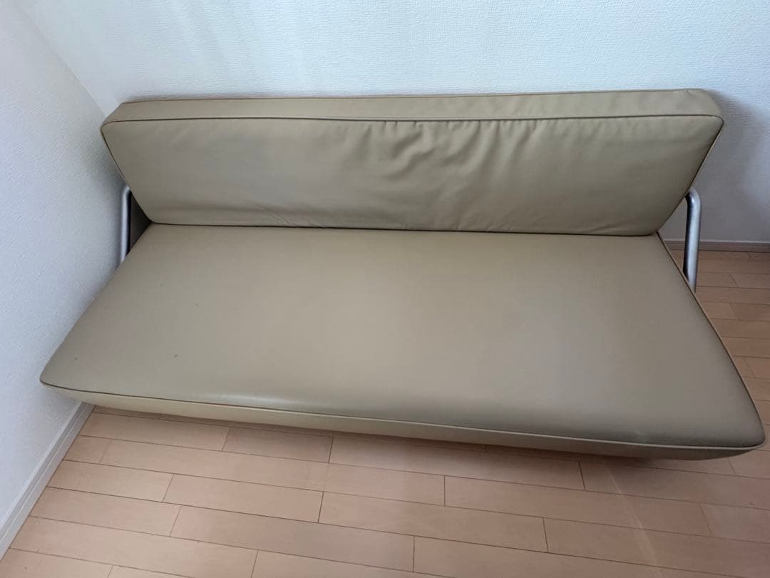 ソファベッド 合成皮革　ベージュ