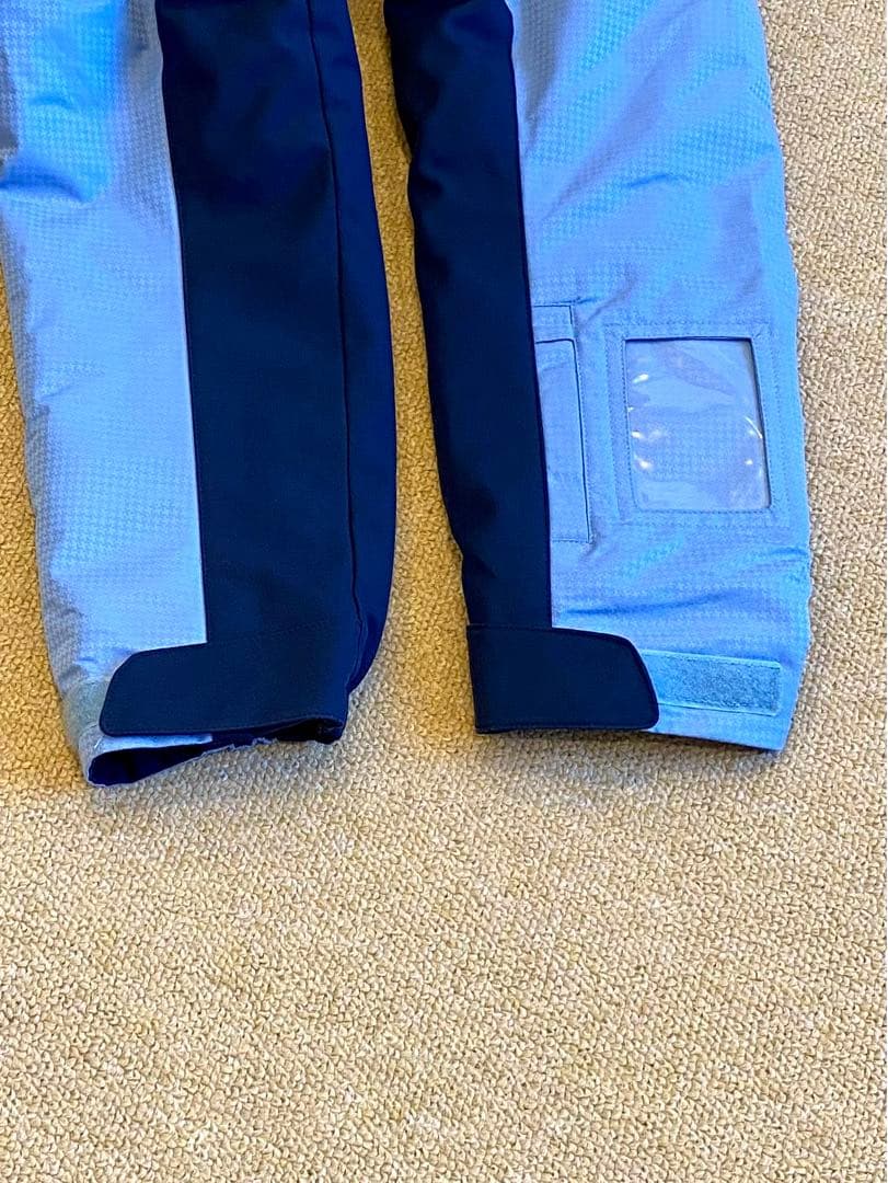 【キッズ　スキーウェア】 上下セット　PHENIX フェニックス　130