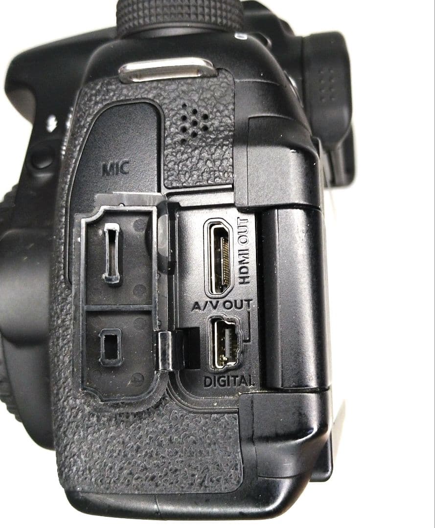 【匿名配送】キヤノン デジタル一眼レフ カメラ EOS70D ボディ