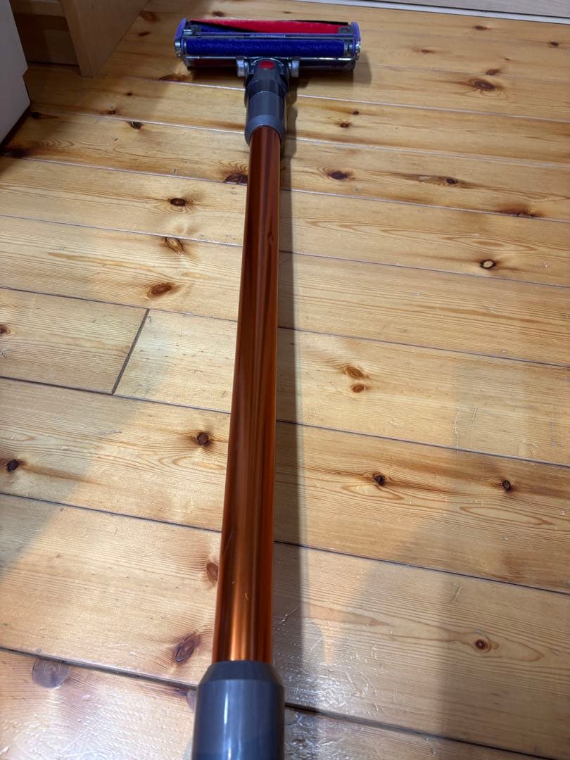 ダイソン Dyson V10（SV12） 動作確認済み　付属品付き