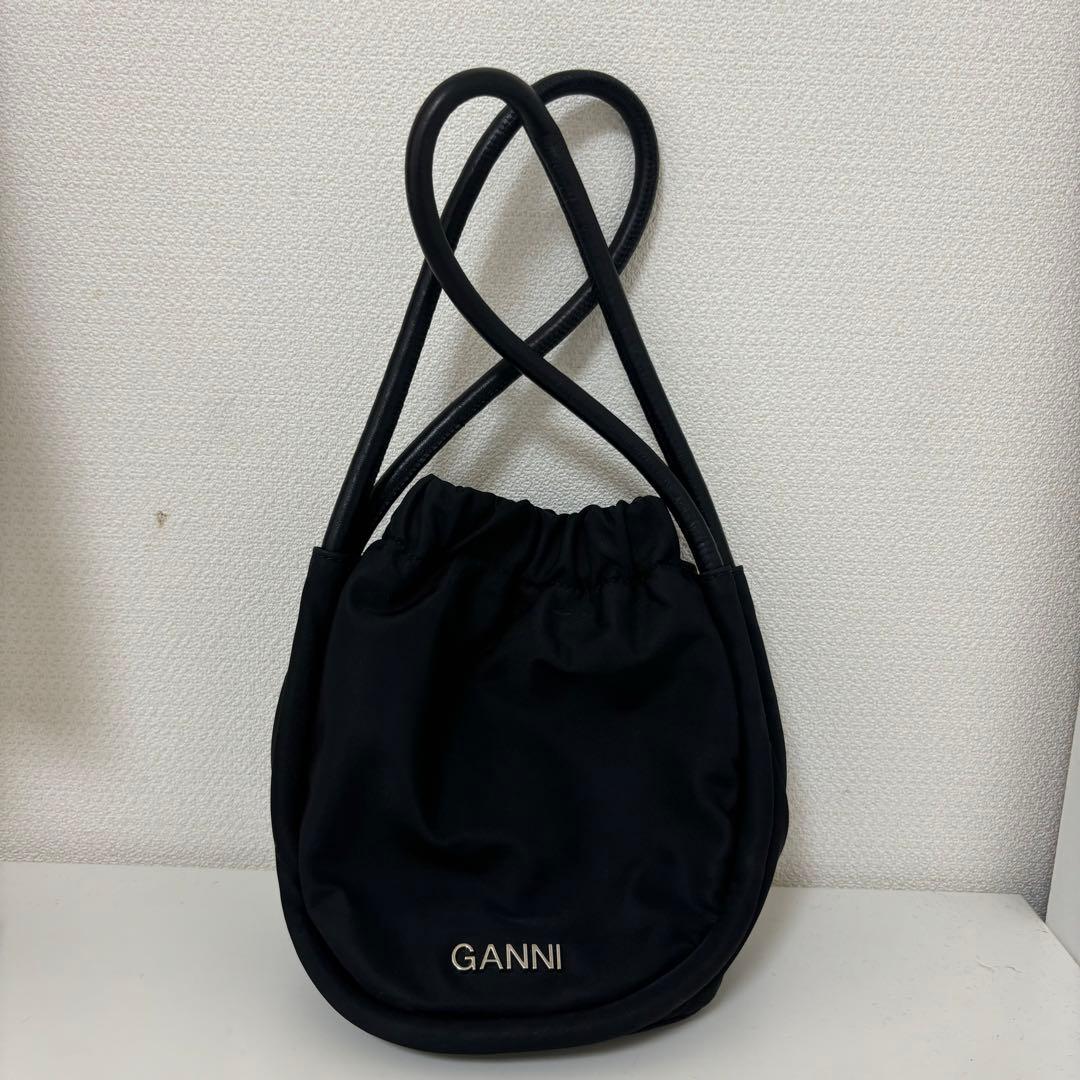 ganni バッグ