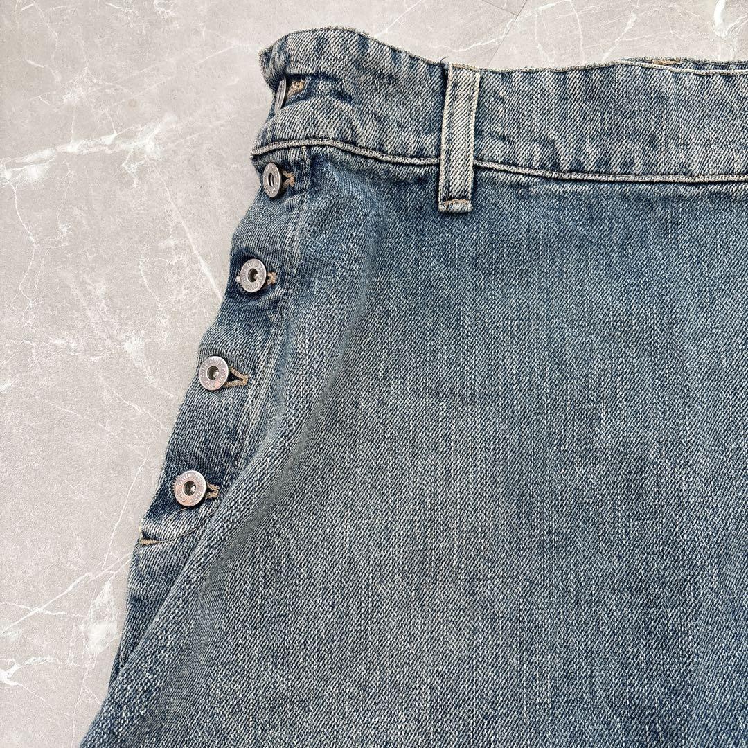 miumiu ミュウミュウ　デニムスカート