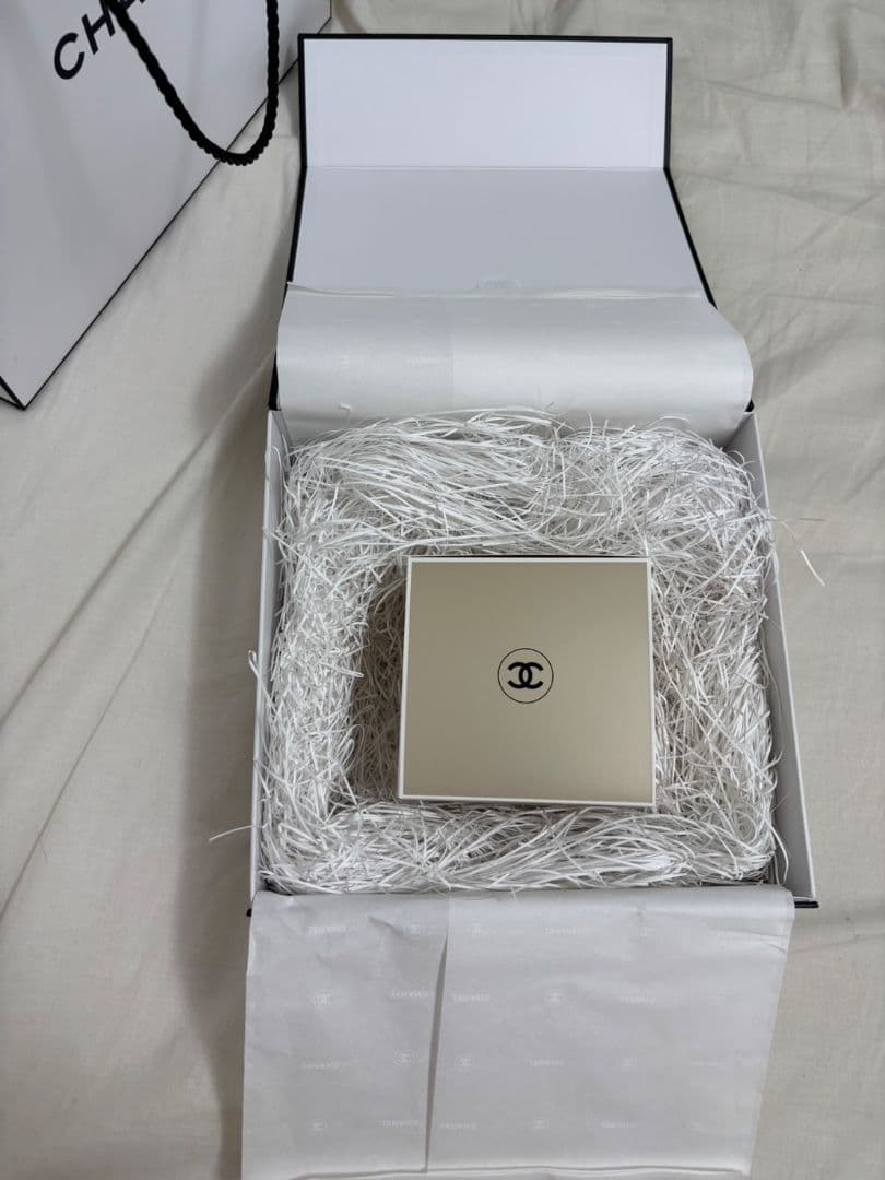 CHANEL ボディ　クリーム　120830