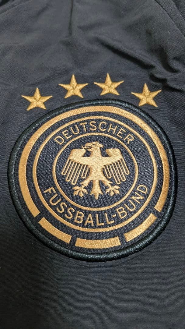 [adidas] メンズ ドイツ代表 プレゼンテーションジャケットブラック M