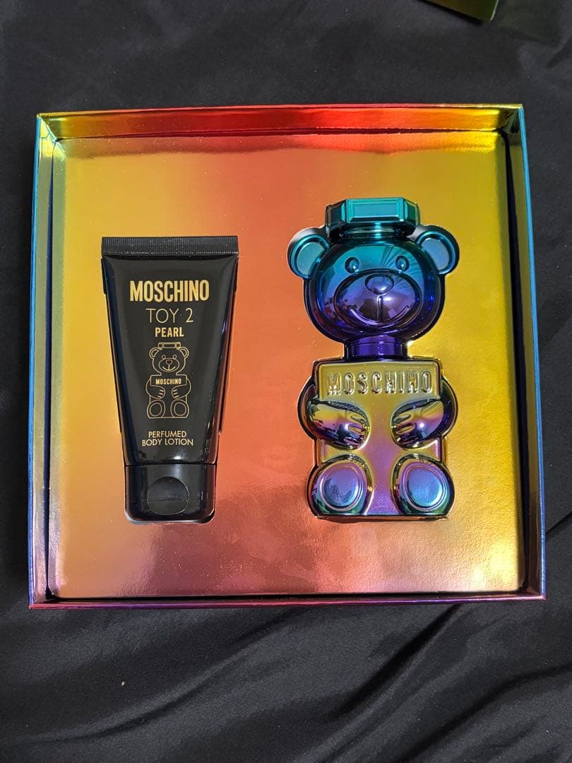MOSCHINO TOY 2 PEARL ギフトセット
