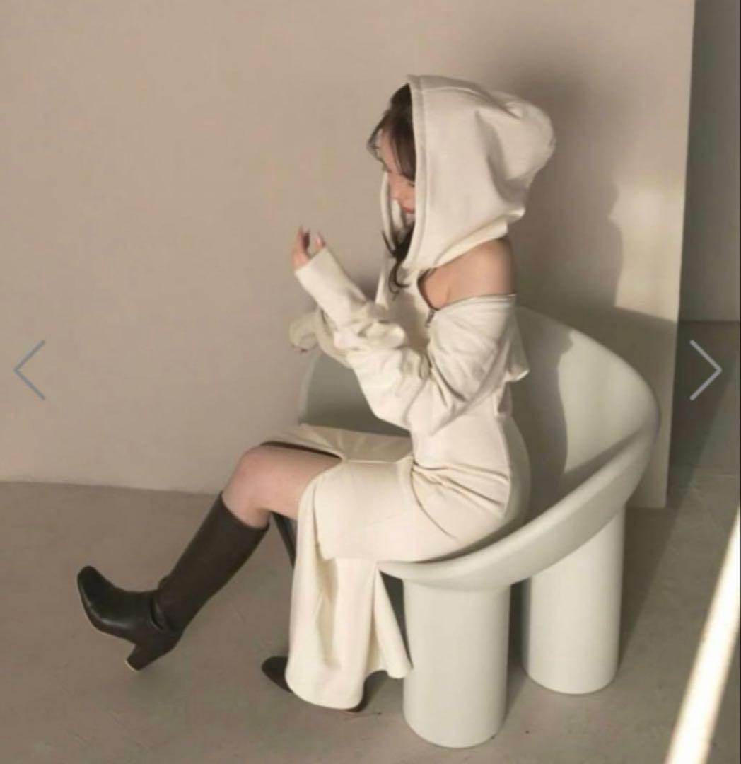 美品　ANDMARY クリーム色 ロングワンピース