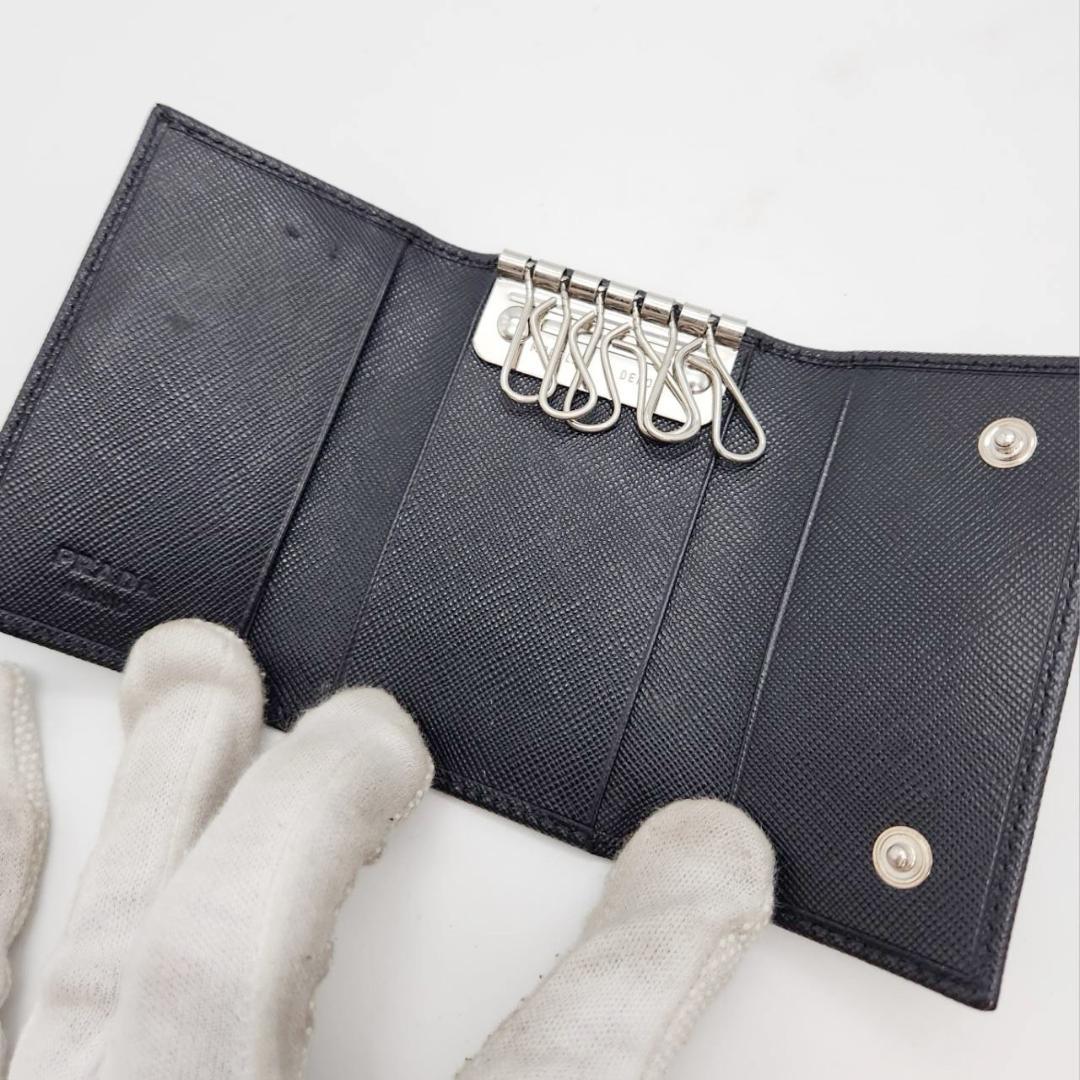 プラダ 6連キーケース 三角ロゴプレート サフィアーノレザー ダブルホック 美品