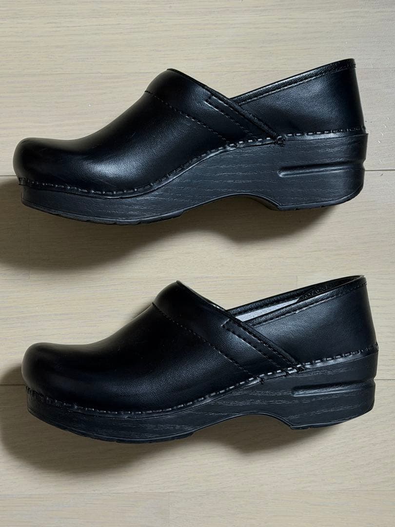 ダンスコ　DANSKO レザー本革　スリッポンシューズ　黒　36