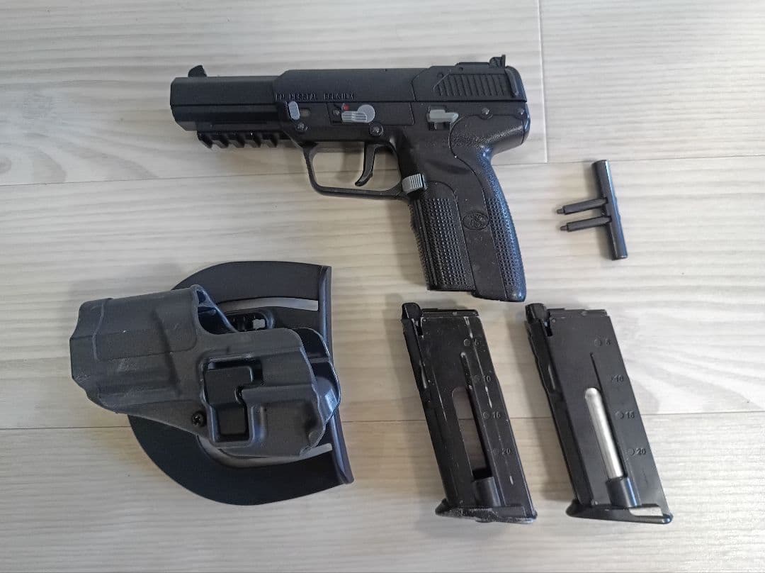 (漏れあり)マルシン　ファイブセブン　CO2