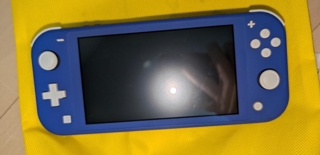 Nintendo　Switchlite　ネイビー