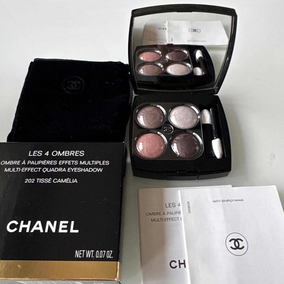シャネル　アイシャドウ　レキャトルオンブル　202TISSE CAMELIA