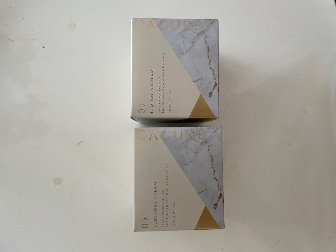 ダイアナケキュアルミナスクリーム2個