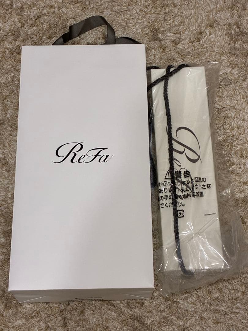 リファストレートアイロン　プロ　アイボリー