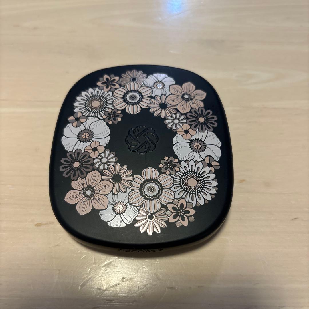 コスメデコルテ　スキンシャドウ　アイシャドウパレット エターナルブルーム　08