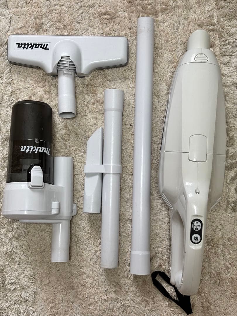 【バッテリー2個】マキタ CL107FDサイクロンクリーナー、スタンド付き