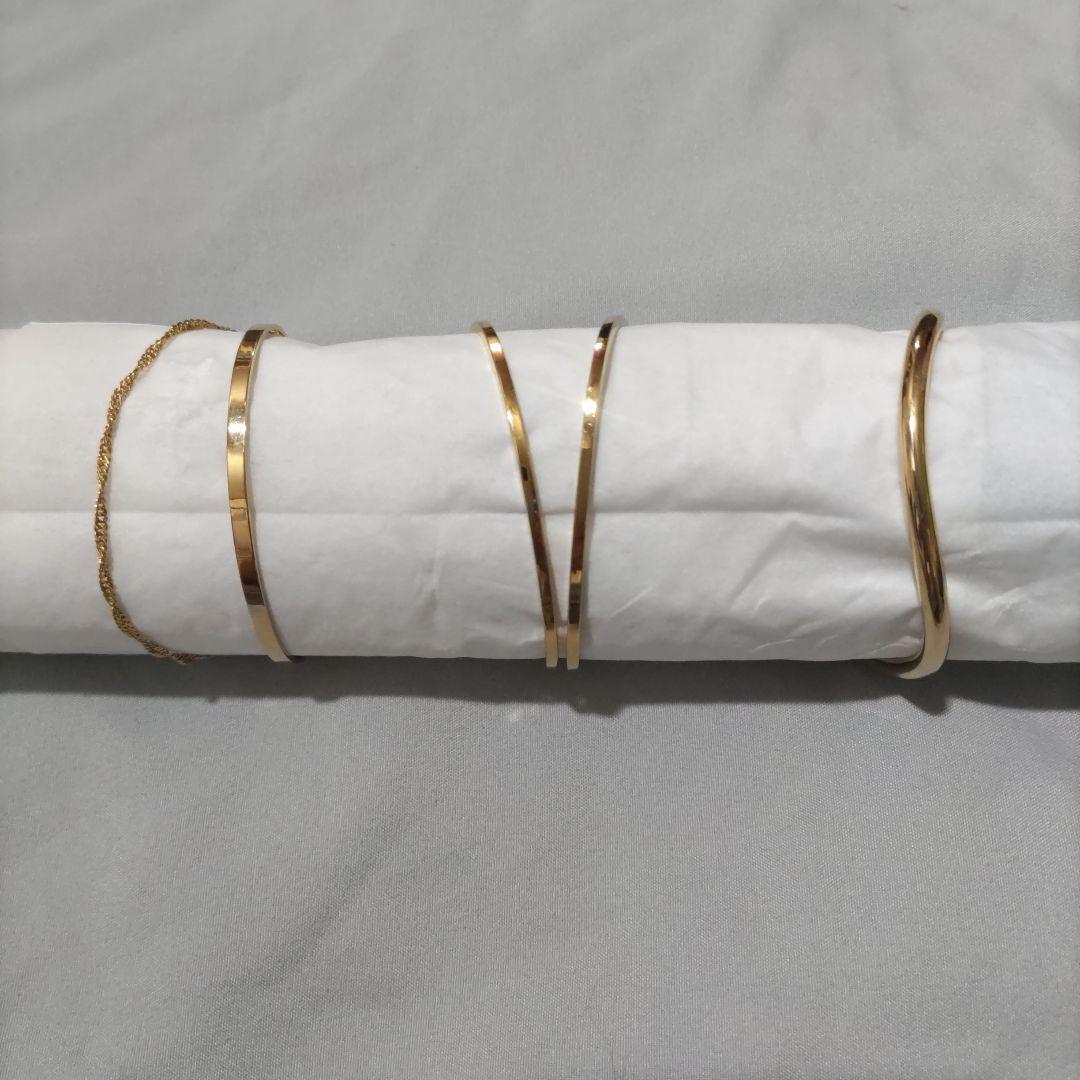 ジュエッテ　ゴールドバングル3点セット　ブレスレット