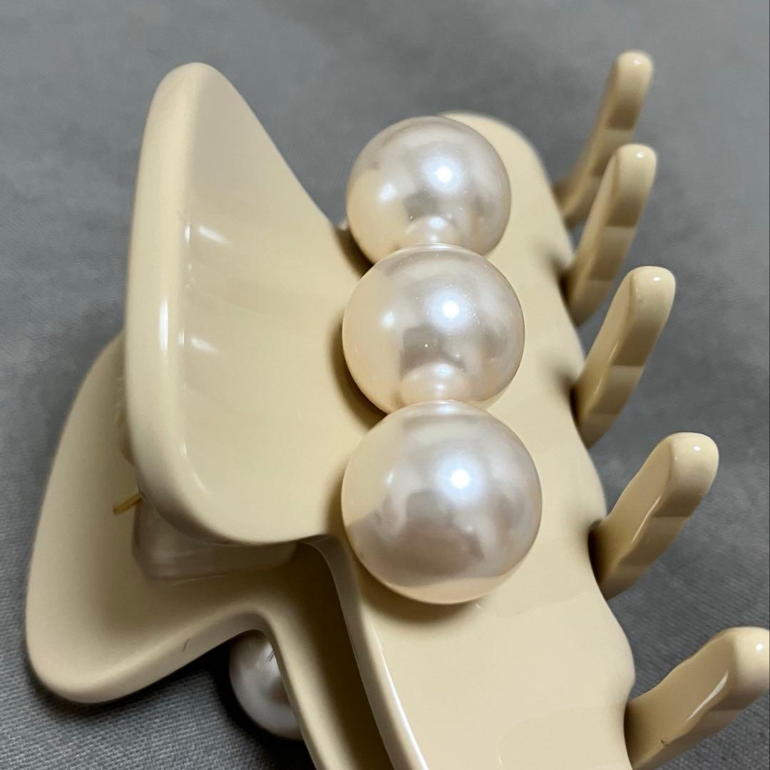 アレクサンドルドゥパリ　ヘアクリップ　パール　Sサイズ　ベージュ