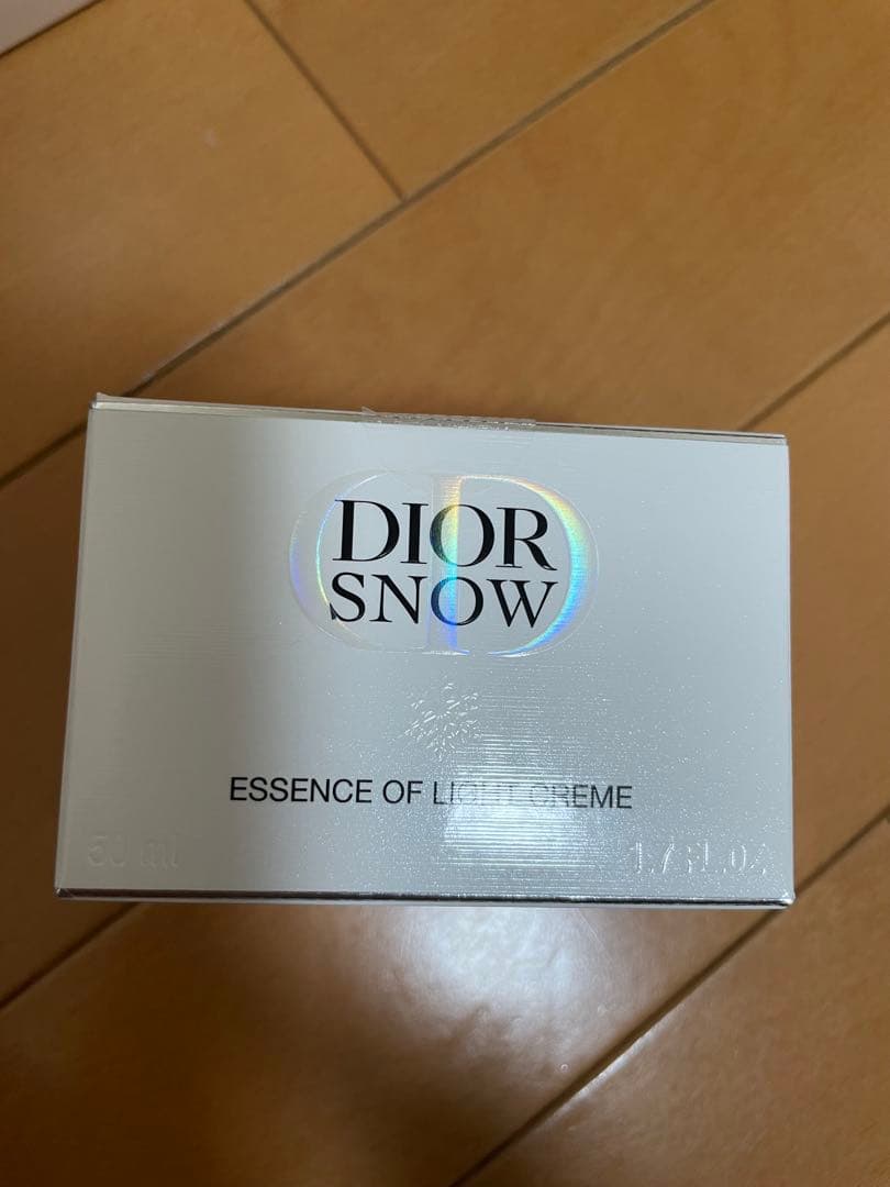 新品　Dior  Essence of Light Creme 50ml