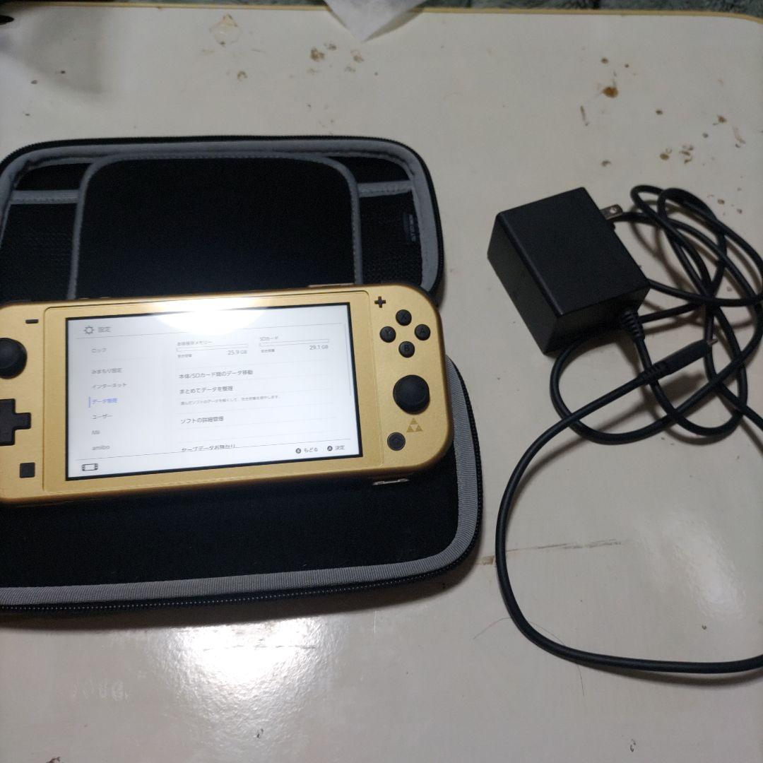 Switch light ハイラルエディション ゼルダの伝説限定バージョン 美品