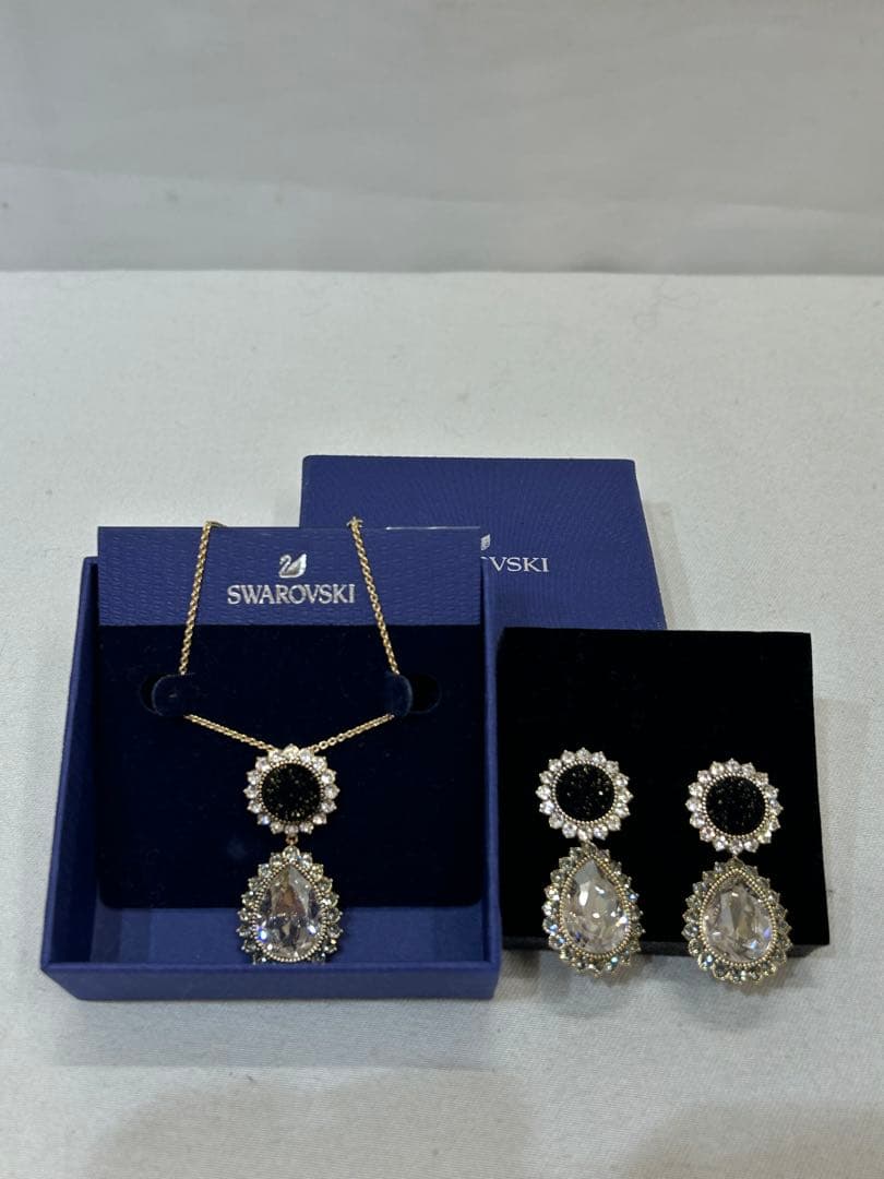 スワロフスキー SWAROVSKI ネックレス クリスタル