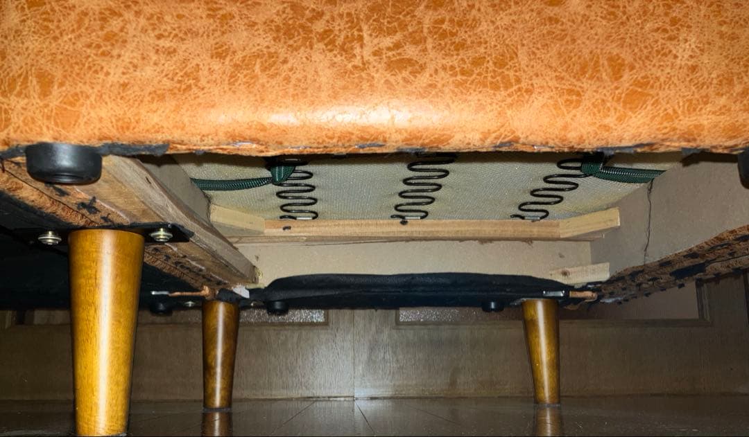 Tango 北欧ヴィンテージ 3人掛けソファ ブラウン