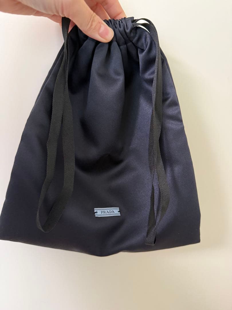 新品！プラダ　PRADA リセット　セッティングパウダー　00 ユニバーサル