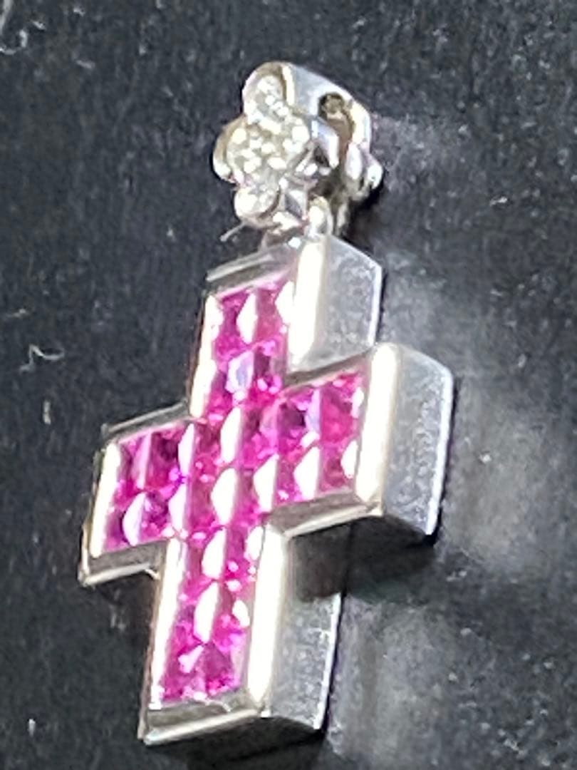 ルビー十字架型ペンダントヘッドk18 wg