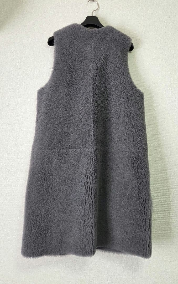 ムートン ファー ジレ