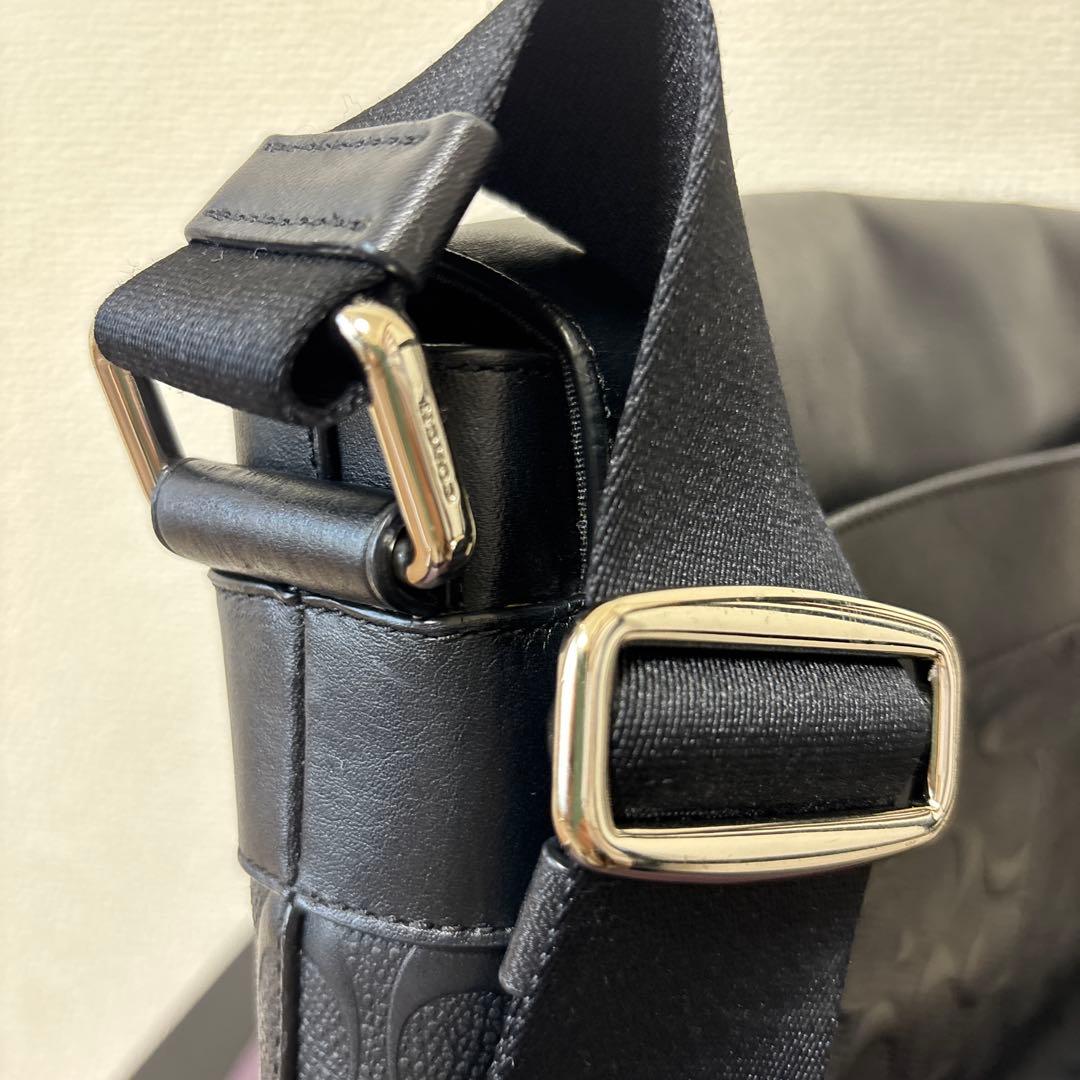 COACH ブラック レザーメッセンジャーバッグ