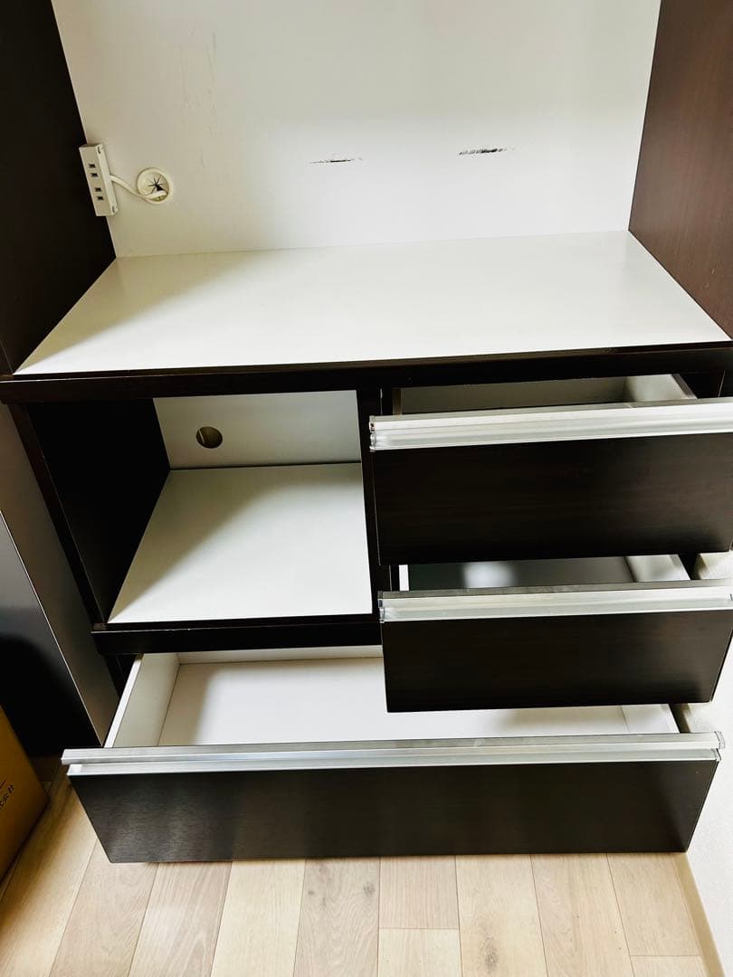 うんこちゃん家具 キッチンボード 食器棚 直接引取