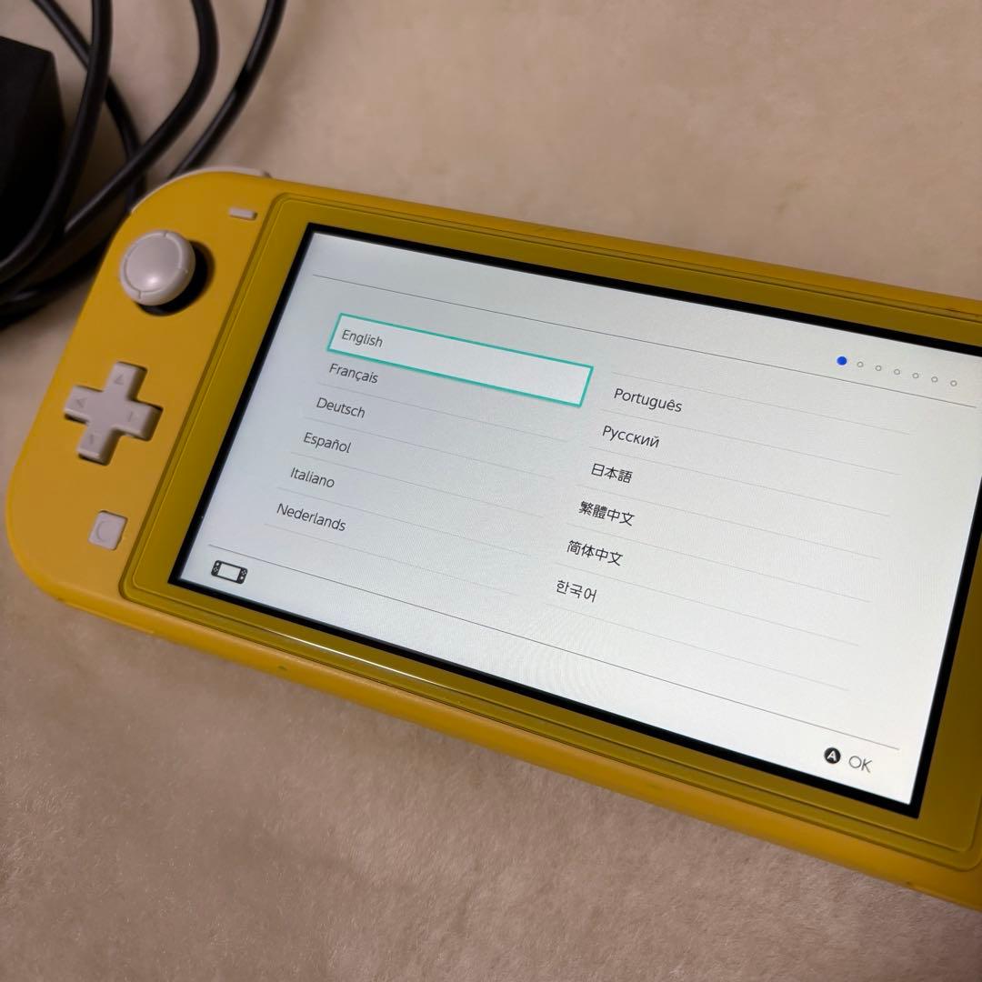 Nintendo Switch Lite イエロー 本体 充電器付き 中古品