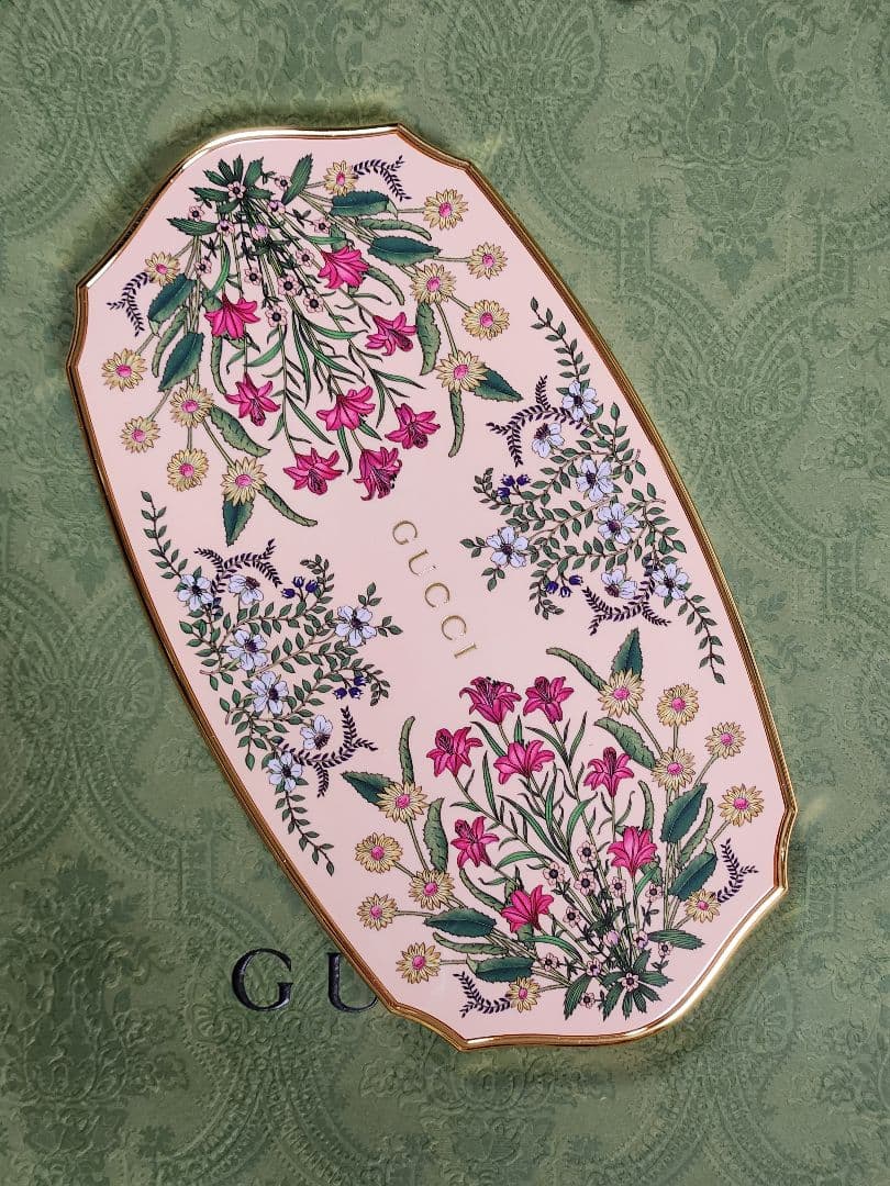 Gucci　グッチ　アイシャドウ　パレット　新品