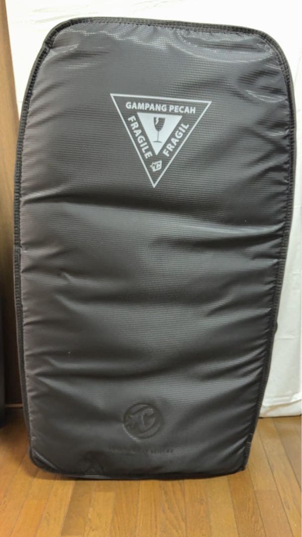 CREATURES OF LEISURE ボディボードケース【値下げ】