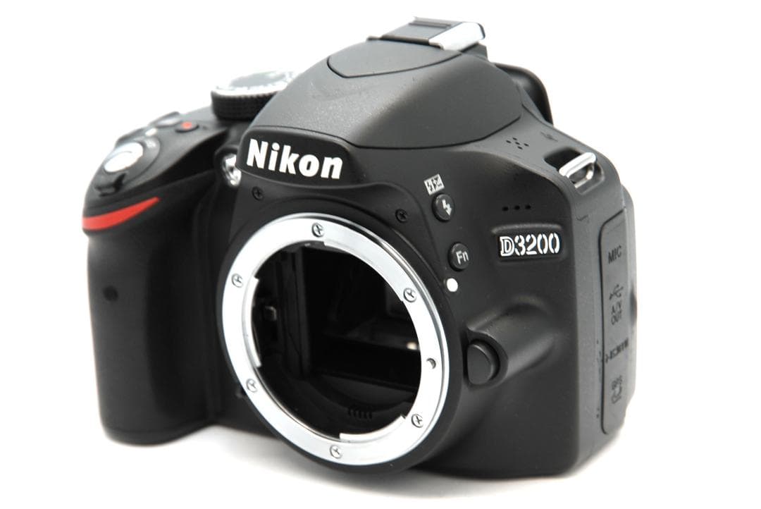 Nikon D3200 レンズキット 559枚 極少ショット 動作OK