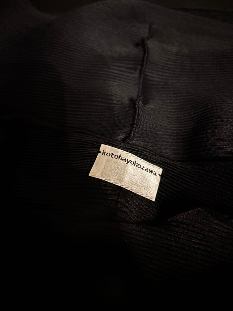 kotohayokozawa コトハヨコザワ トップス