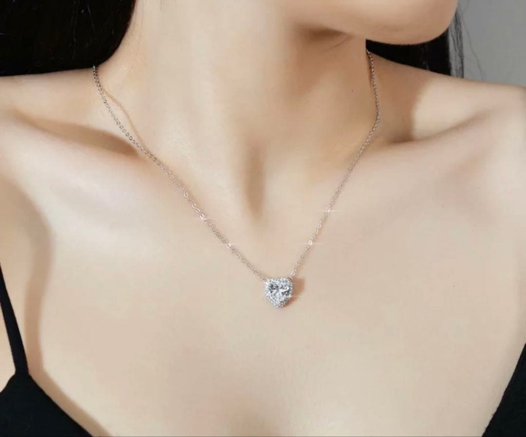 十割そばモアサナイト ホワイト シルバー925 ハート型ネックレス