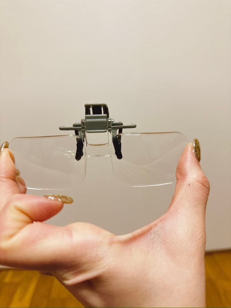 ◎クリップオン2X眼鏡拡大鏡、ハンズフリークリップ&フリップアップ虫眼鏡 ルーペ