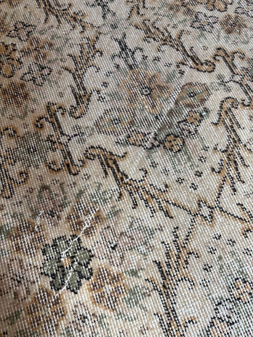 専用です❣️トルコビィンテージラグ☆クラシック花柄ラグ グリーンベージュ