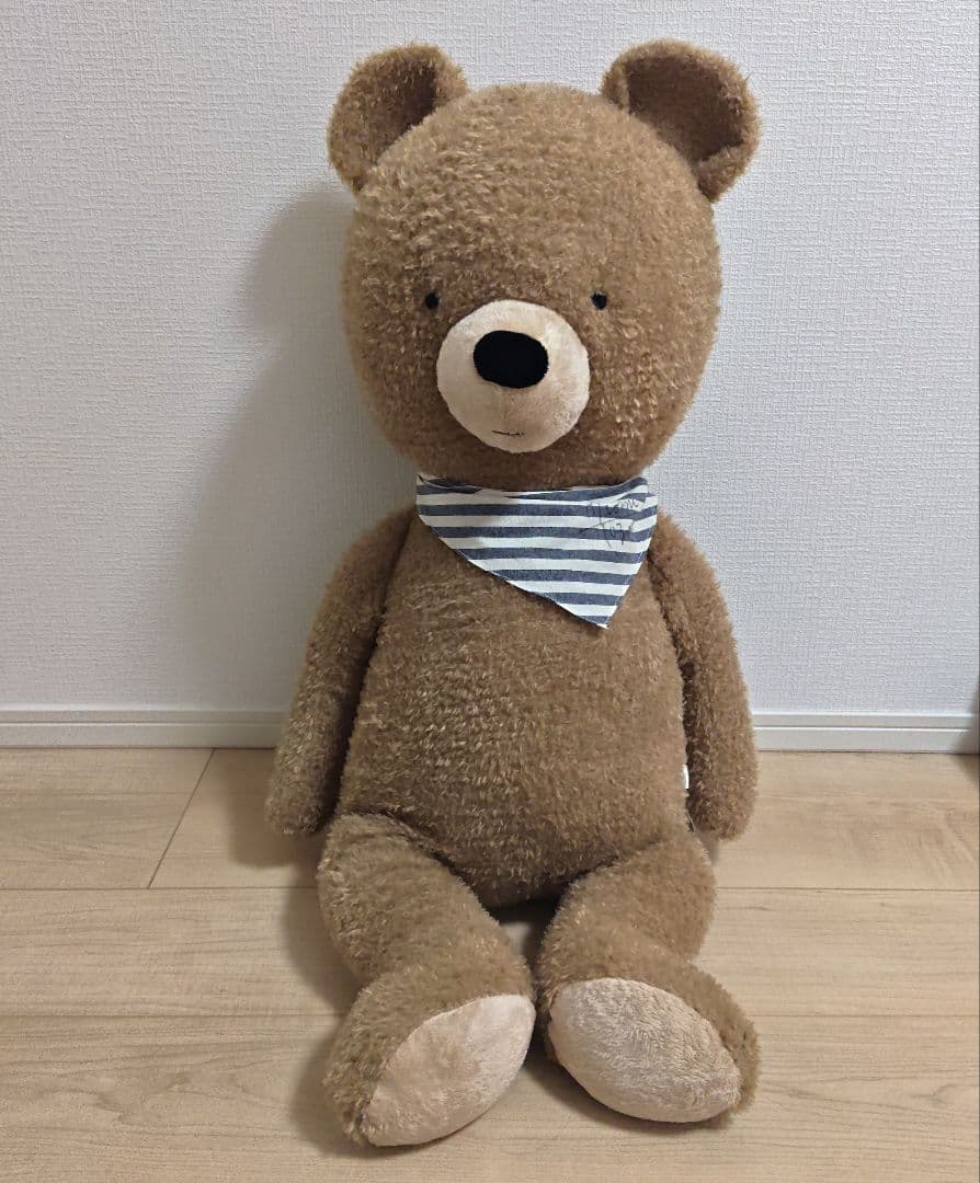 ルシュクル　くまのルー特大ぬいぐるみ