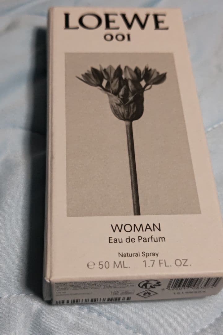 LOEWE　001 woman　50ml オードパルファム