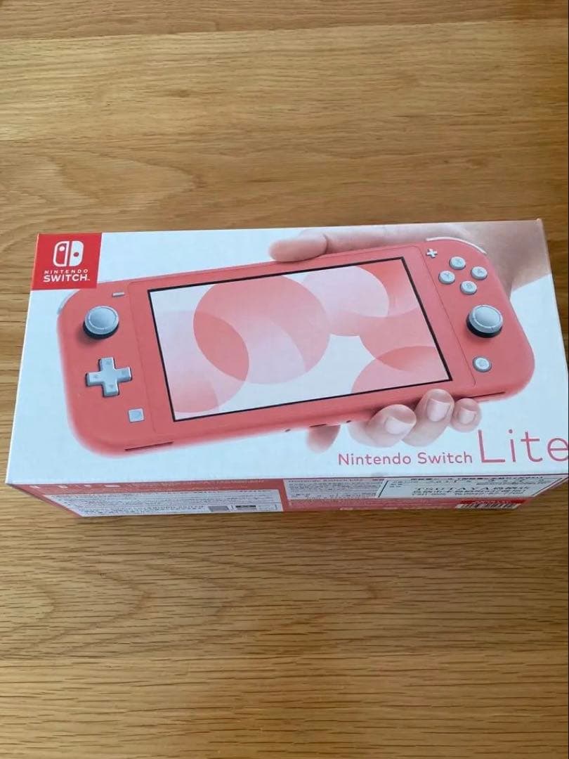 Nintendo Switch Lite コーラル　新品未使用