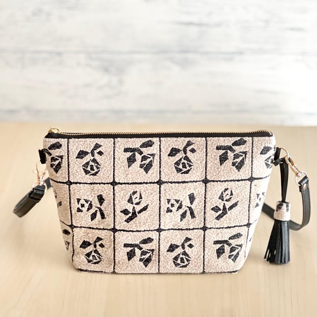 ミナペルホネン Lulu beigeショルダーバッグMB508-301