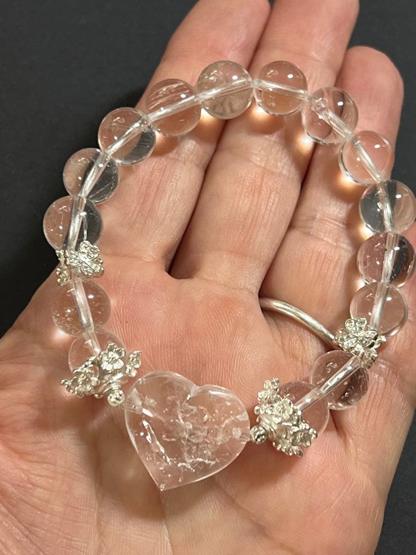 さかい‼️ハートの水入水晶とホワイトトパーズのブレスレット
