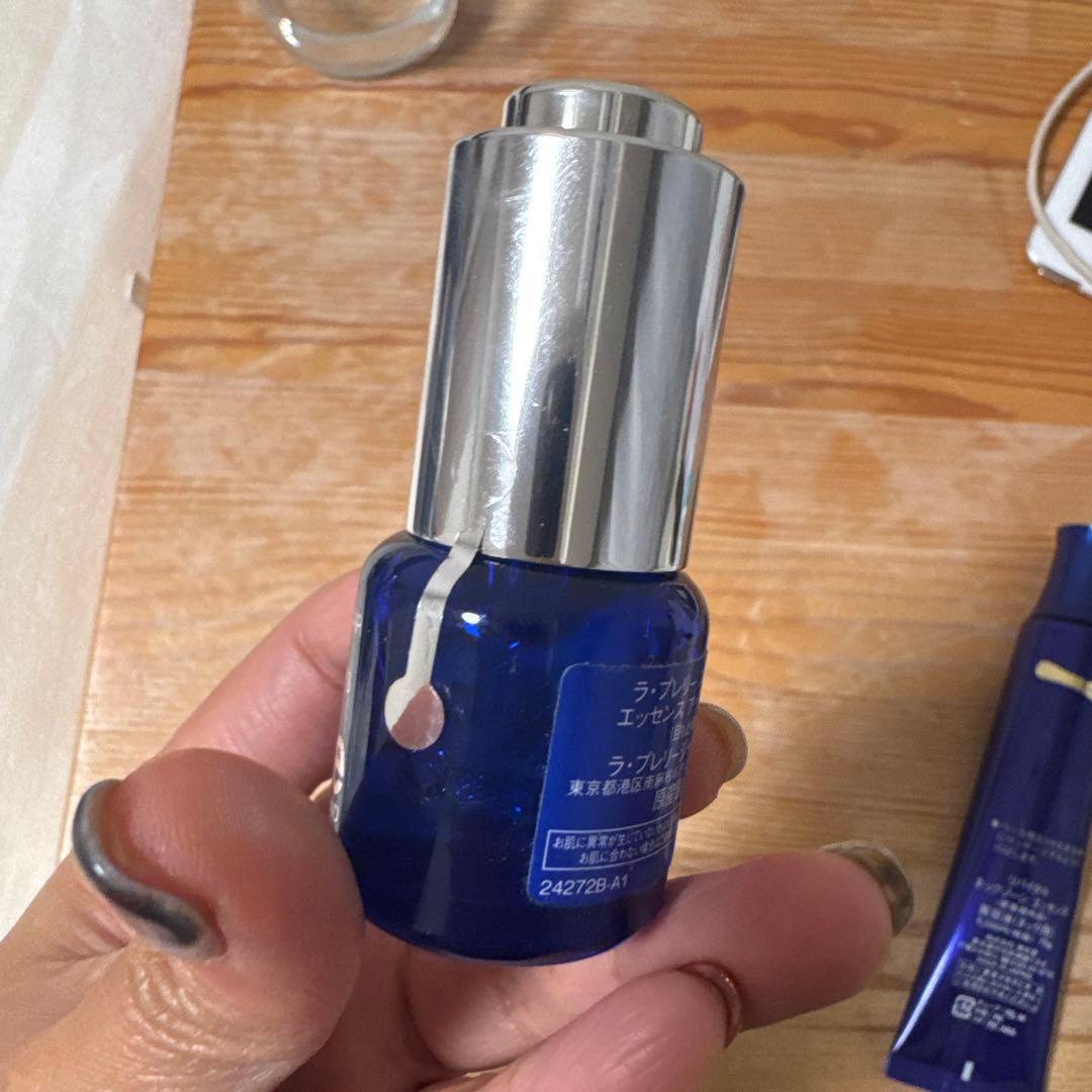la prairie エッセンス オブ スキン キャビア アイ コンプレックス