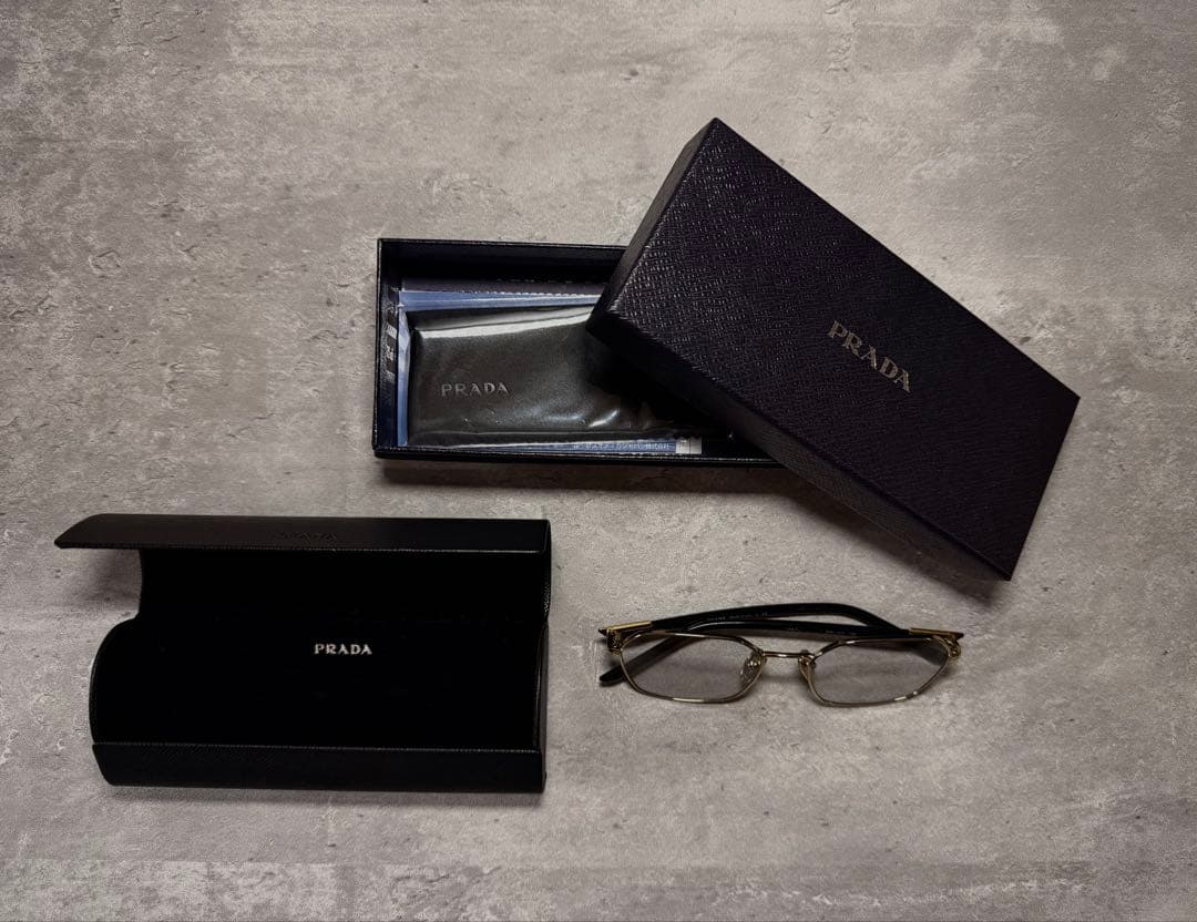 PRADA メガネ サングラス