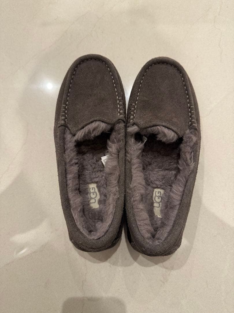 秋桜様UGG ブラウングレー モカシン
