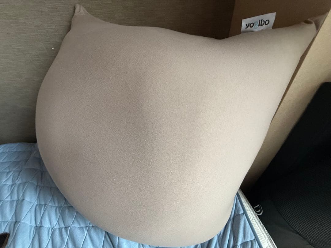 【手渡し希望※ほぼ新品購入／ほぼ使用せず】ヨギボーミニ（ライトグレー）