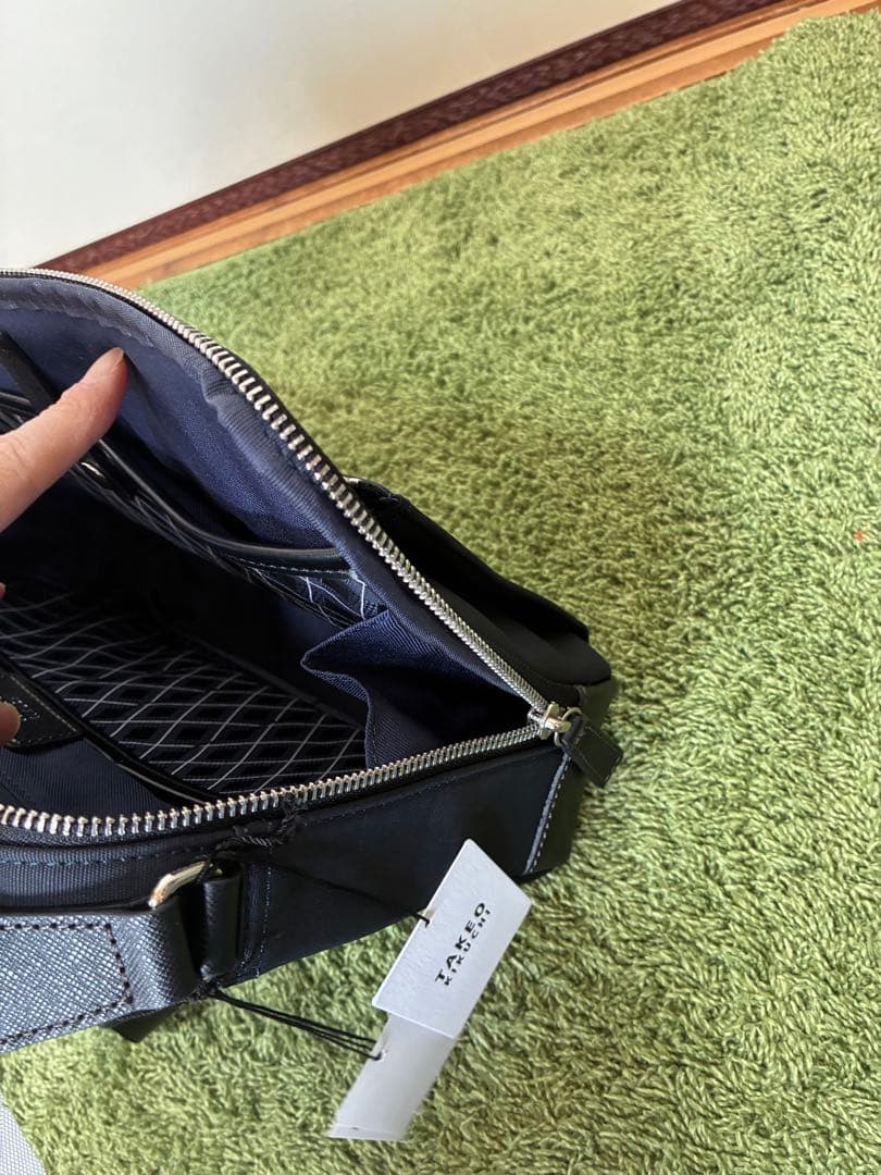 タケオキクチ　22000円　ライニング ショルダーバッグ　新品軽量　紺