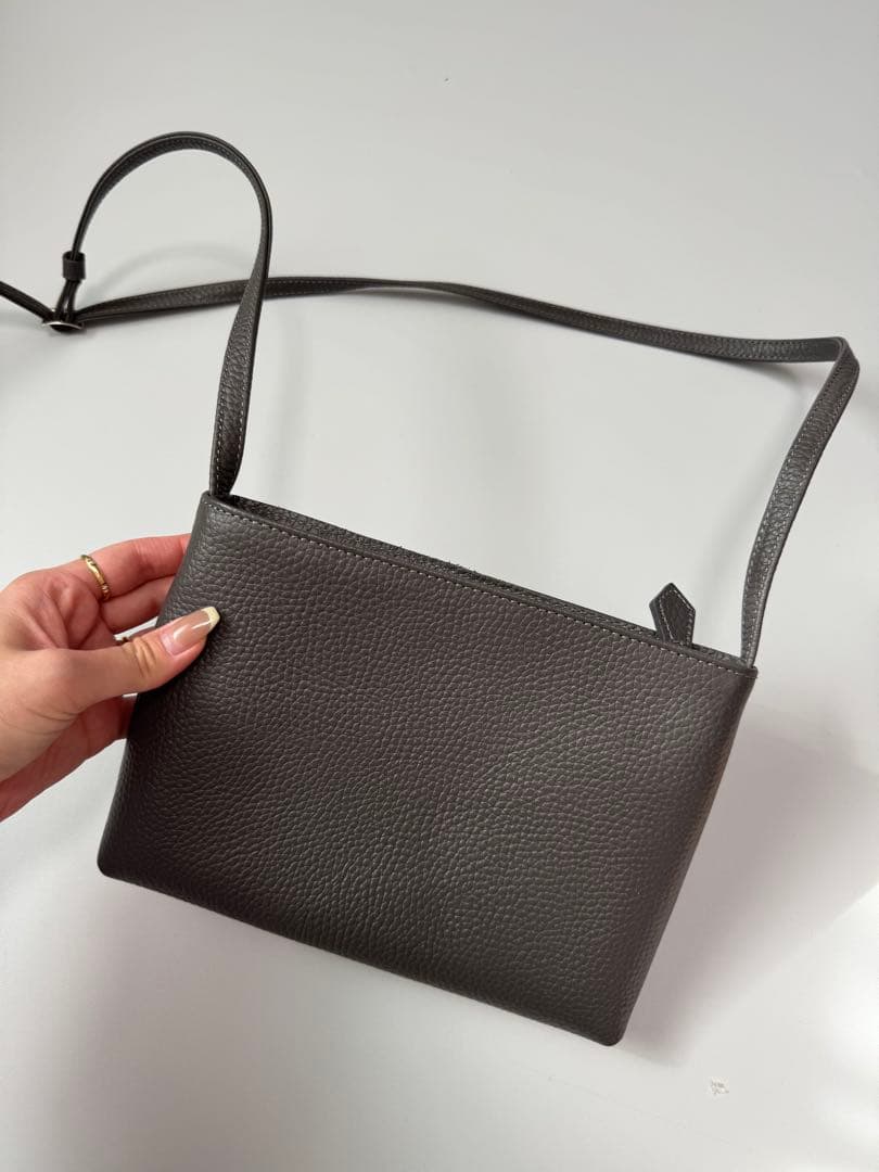 HushTug ショルダーバッグ　ハッシュタグ