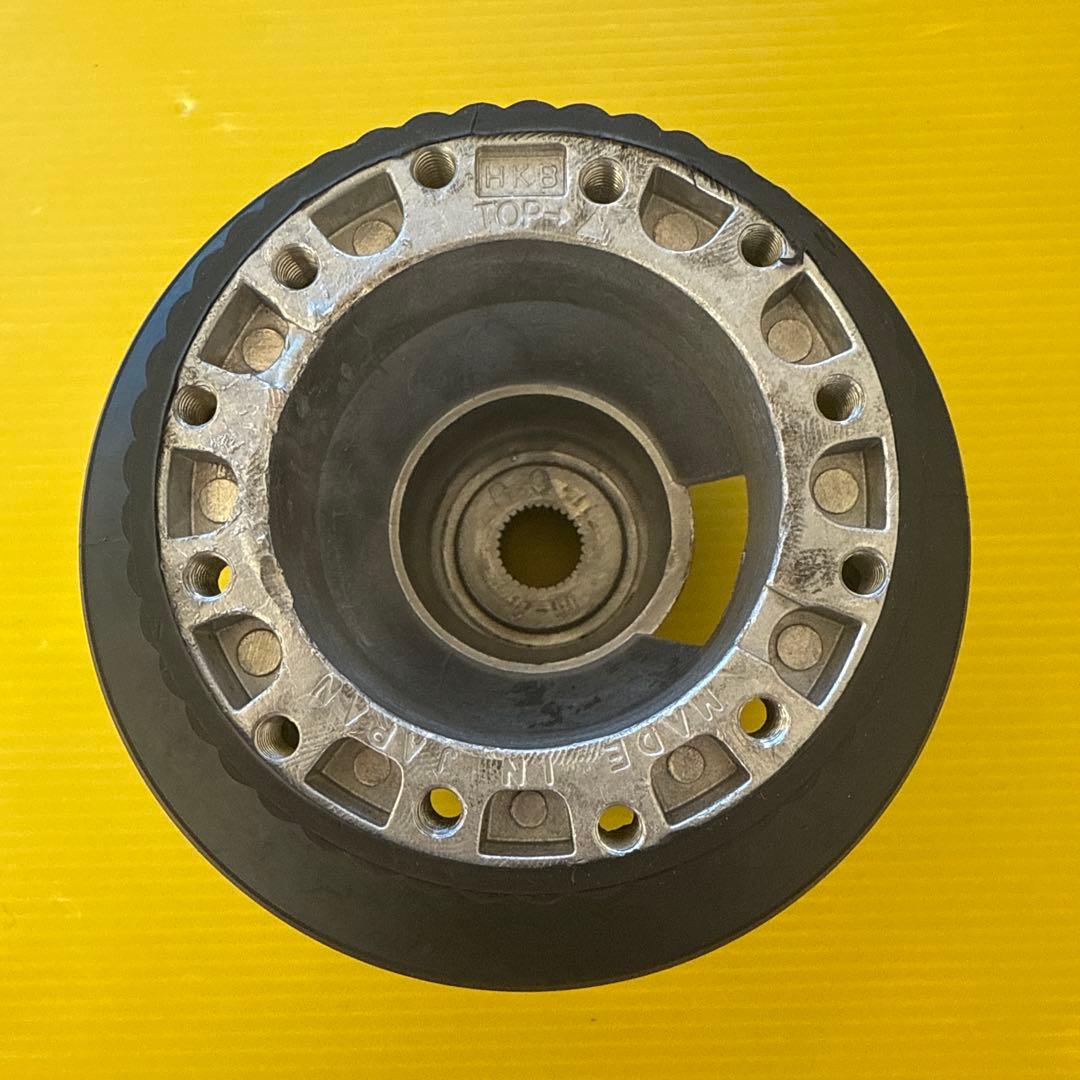 モモ ドリフトステアリングホイール